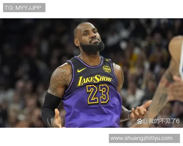 篮球明星CK的传奇之路与赛场背后的奋斗故事